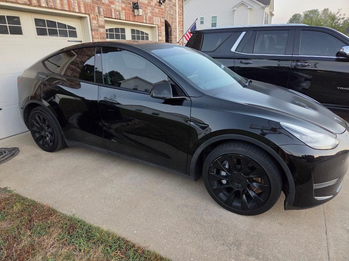 tesla model y 2021 5YJYGDEE8MF097241 image tesla model y 2021 5YJYGDEE8MF097241 image